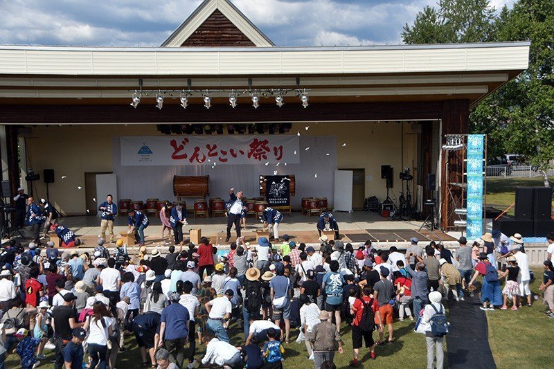 19ひがしかわどんとこい祭り 東川町 イベント ライナーウェブ