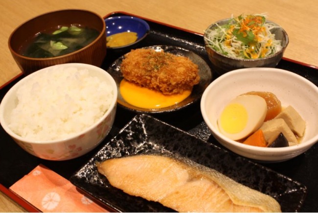 一番人気！日替り定食　650円
