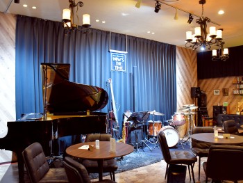Jazz Live&Bar NOW'S THE TIME 