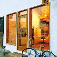 in my book store（イン マイ ブック ストア）