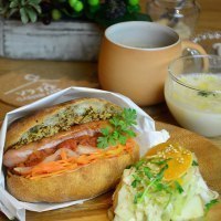 ガーデンカフェ　ソライロ