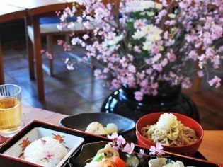蕎麦と料理おかだ紅雪庭