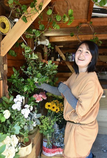 比布に小さなお花屋さん 自然体のパリスタイルで Lettre D Amour レトルダムール 旭川 道北のニュース ライナーウェブ 比布に小さなお花屋さん 自然体のパリスタイルで Lettre D Amour レトルダムール 旭川 道北のニュース ライナーウェブ