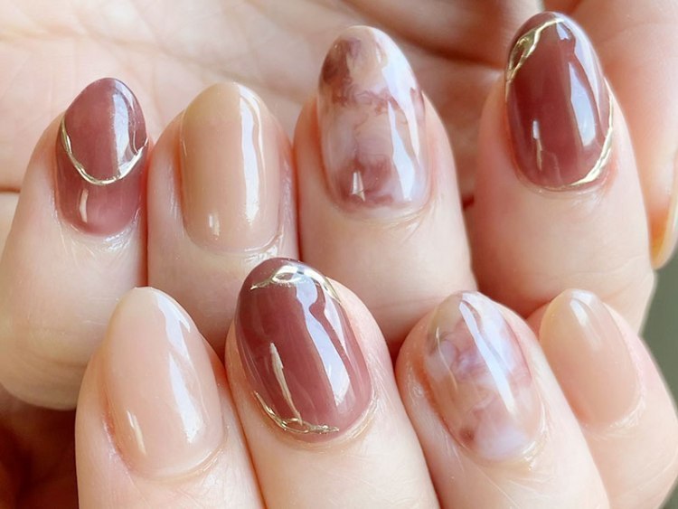 イチオシはもやもやネイル 滲んだような色合いがポイント Nail Salon Latte ネイルサロン ラテ 旭川 道北のニュース ライナーウェブ