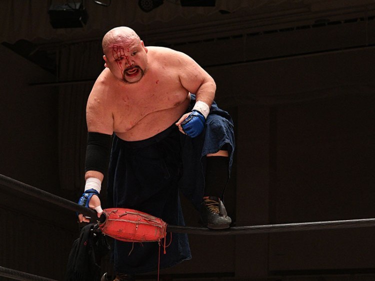 ペア3組にチケットプレゼント!過激なファイト間近で - 大日本プロレス ... 大日本プロレス★ペアチケット