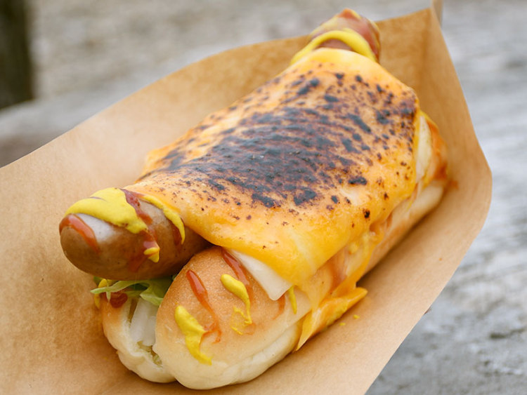 Wチーズホットドッグ Cafe Noname カフェノーネーム 旭川 道北のニュース ライナーウェブ Wチーズホットドッグ Cafe Noname カフェノーネーム 旭川 道北のニュース ライナーウェブ