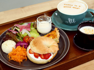 cafe BEE