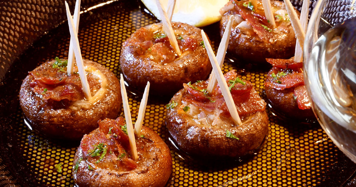 道産マッシュルームの詰め物 セゴビア風オーブン焼き - 旭川