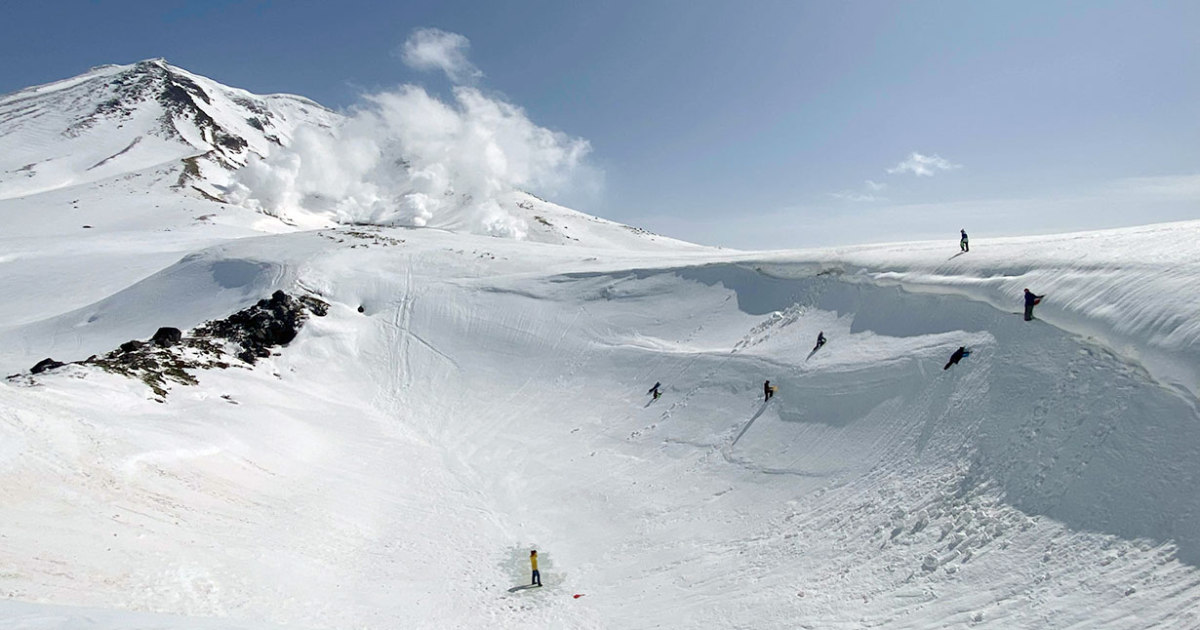 旭岳で尻滑り！冬のジオ・ツアー参加案内